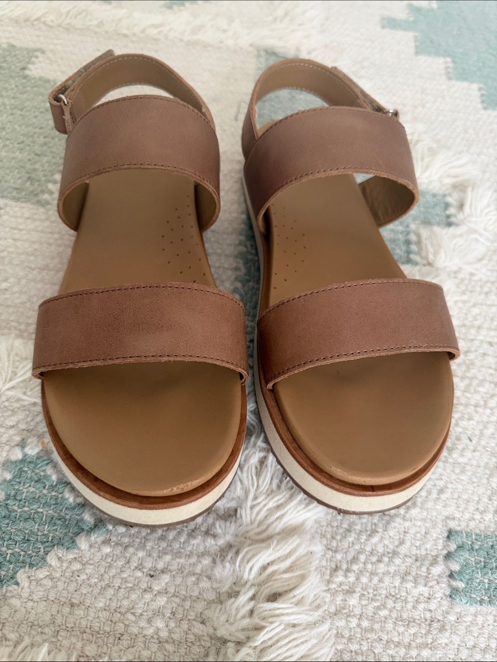 Women’s Tan Nisolo Double-Strap Platform Sandals
